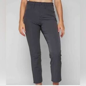 NWT FourLaps Women’s Black Evolve Athletic Ankle Pant Casual Wear- Size 10